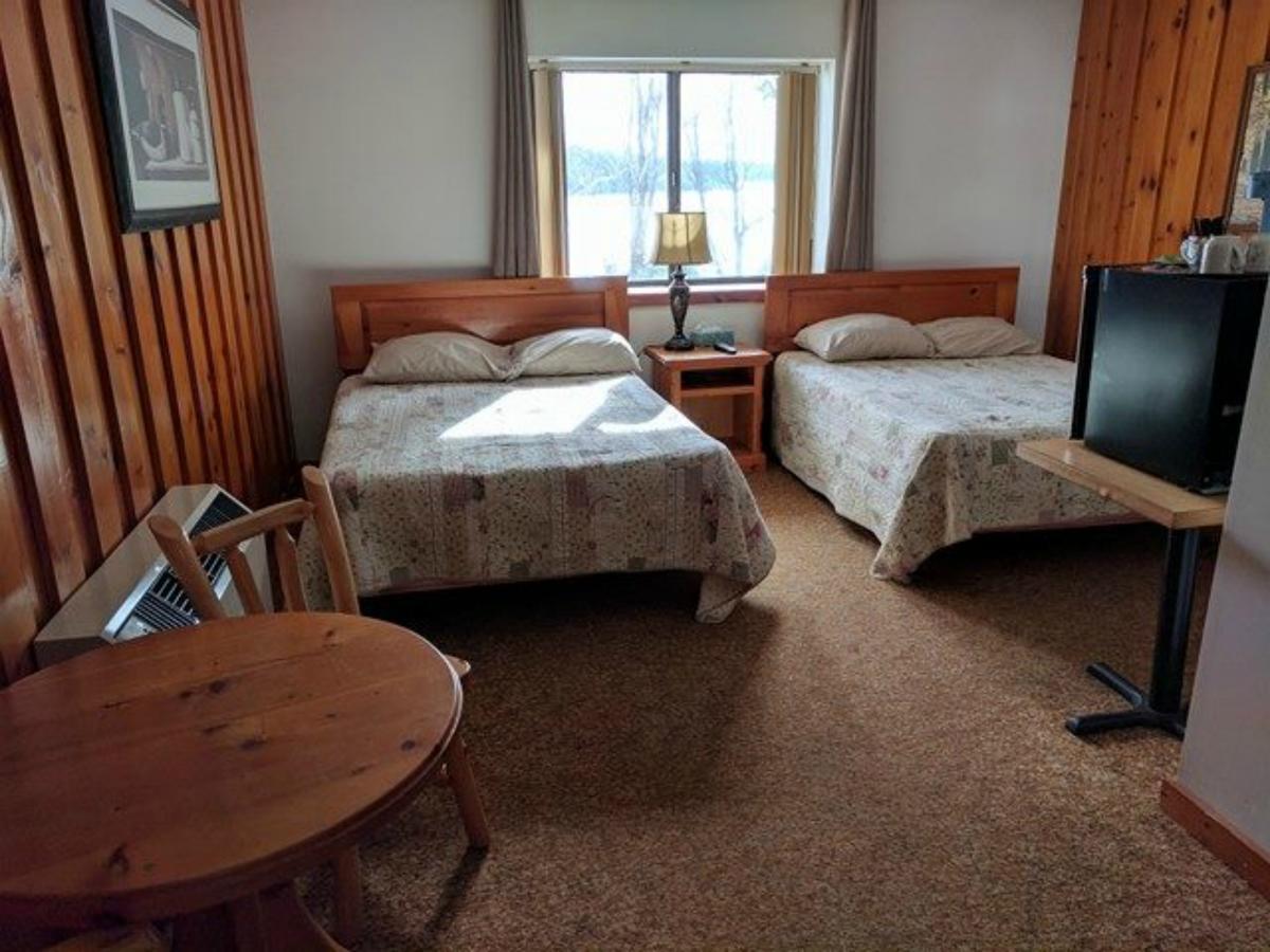 Dunlop Lake Lodge Elliot Lake Екстер'єр фото