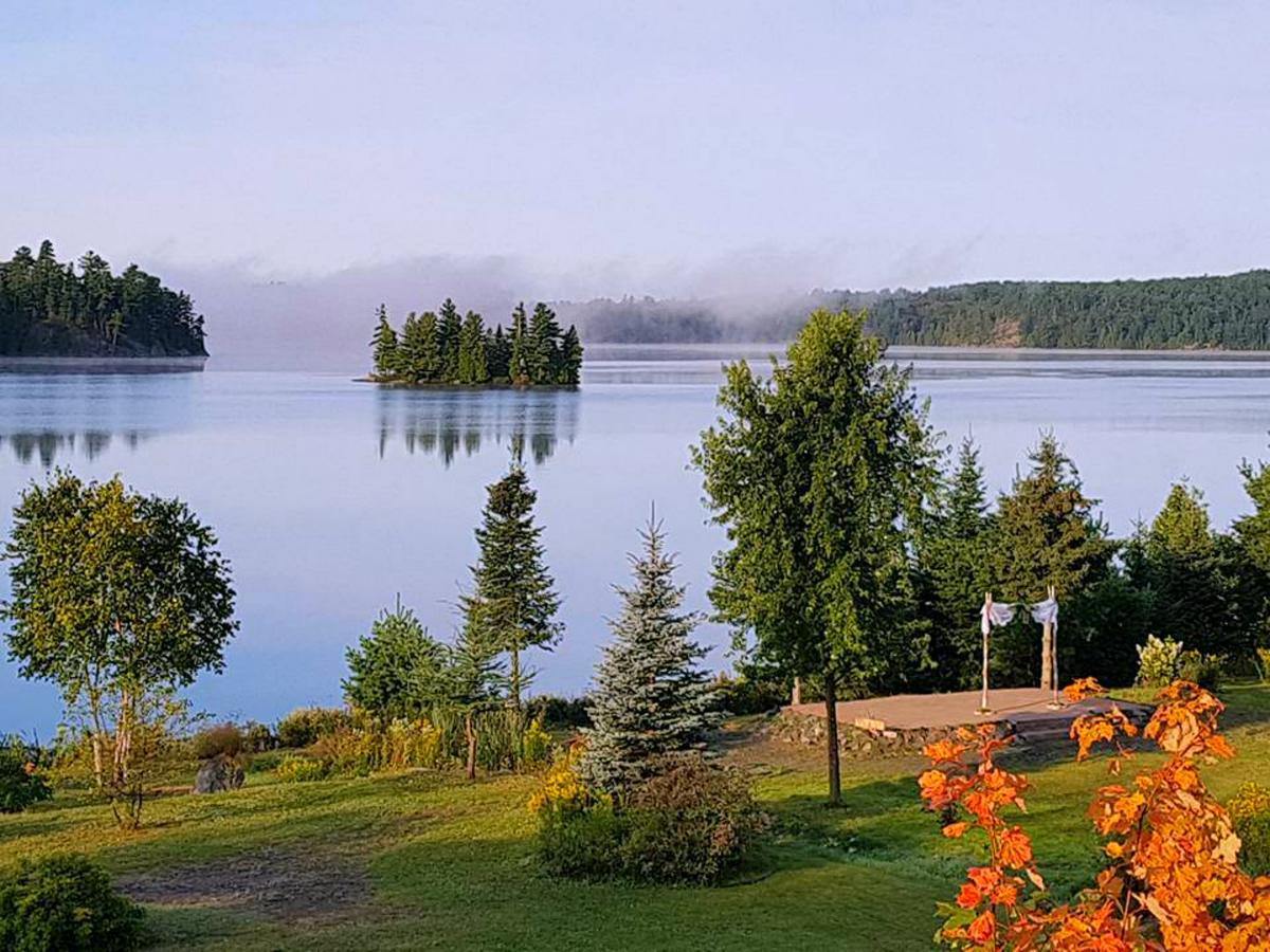 Dunlop Lake Lodge Elliot Lake Екстер'єр фото